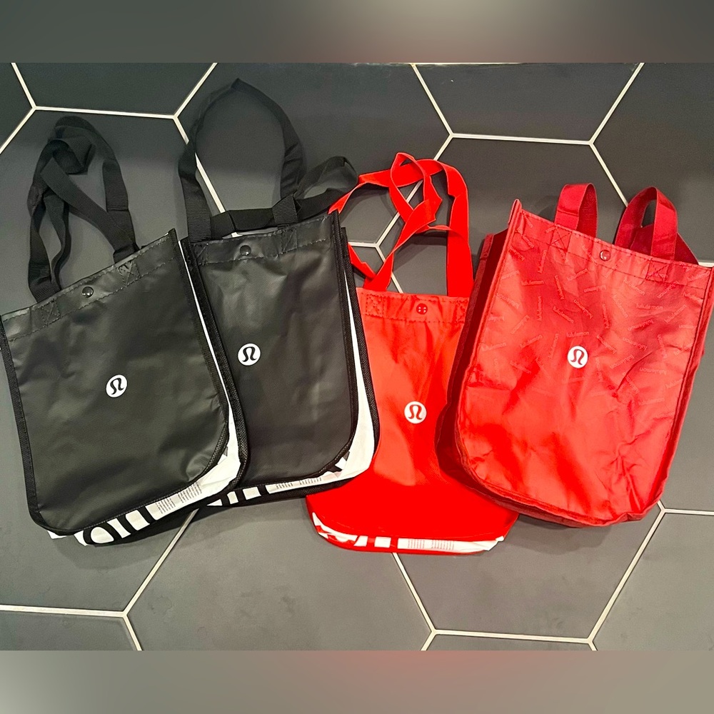 ❤️🖤🤍Lululemon Reusable Bags! $10 each!🤍🖤❤️